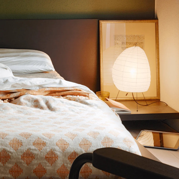 Akari 1N Table Lamp 6