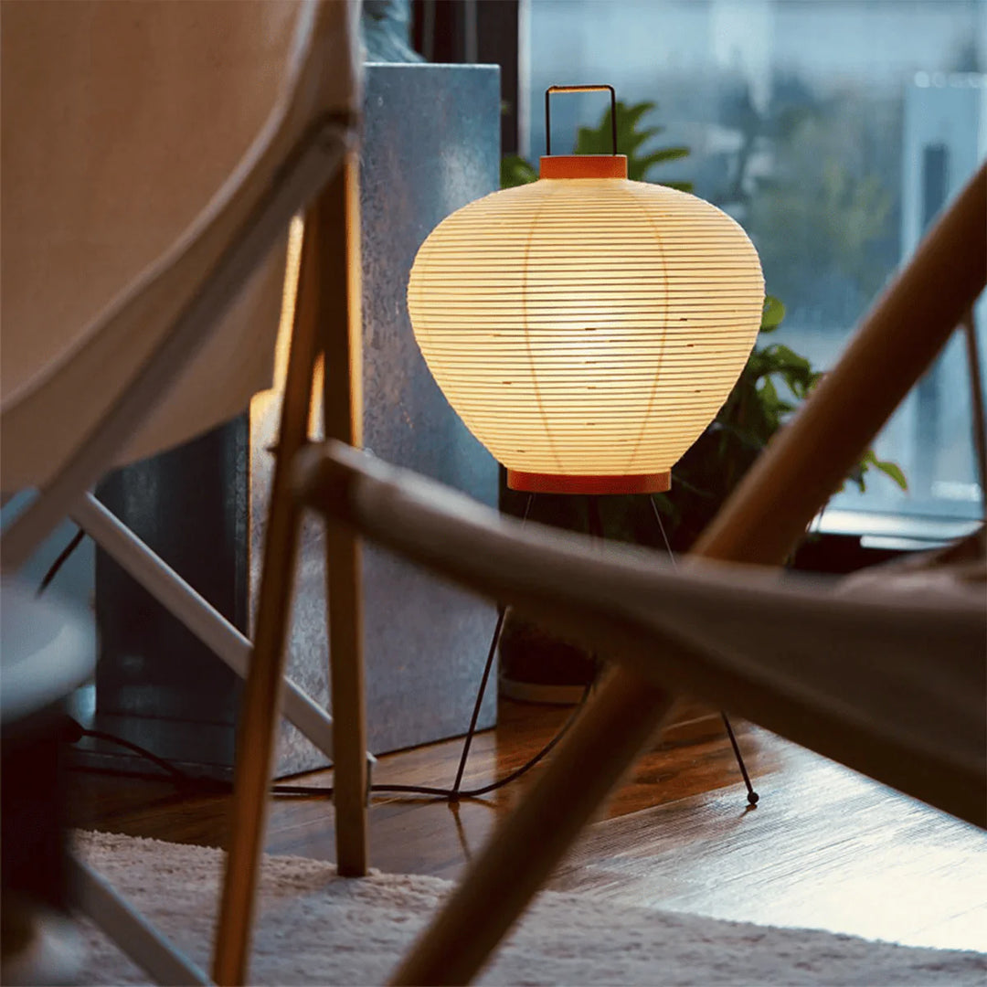 Akari 24N Table Lamp 12