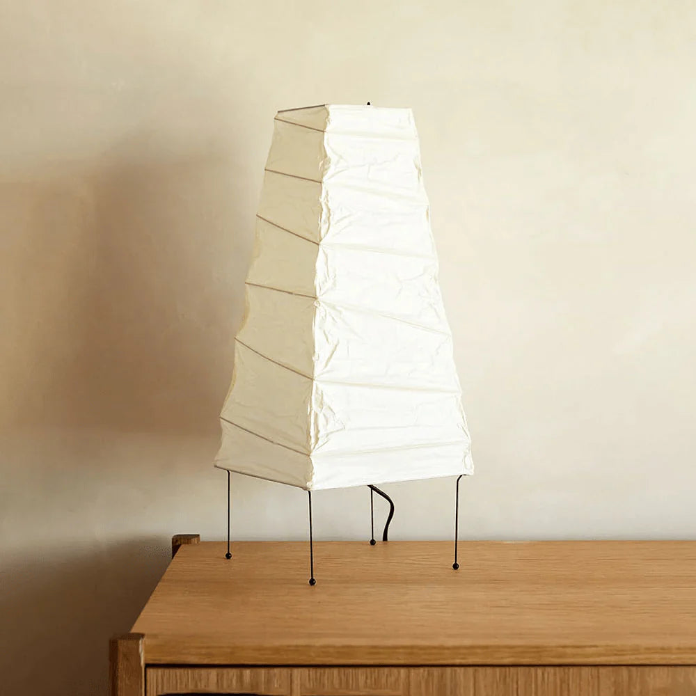 Akari 4N Table Lamp 3