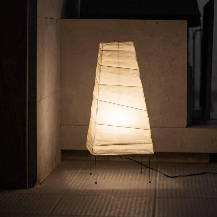 Akari 4N Table Lamp 5