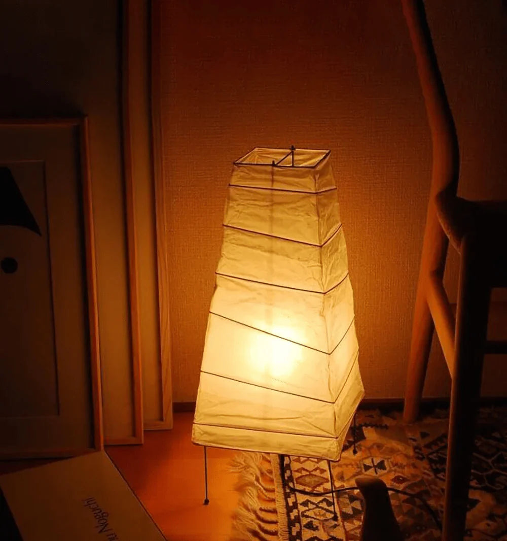 Akari 4N Table Lamp 6