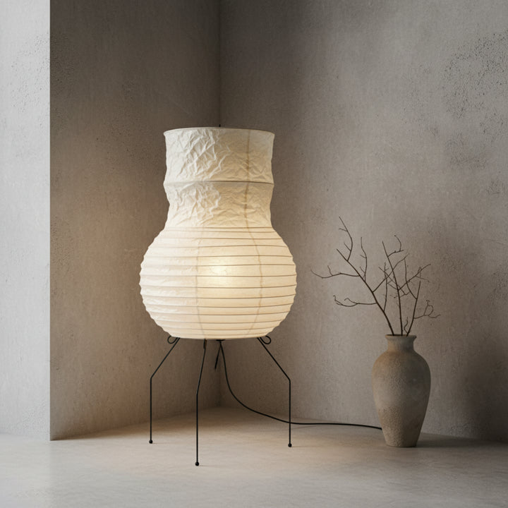 Akari UF1-S Table Lamp 2