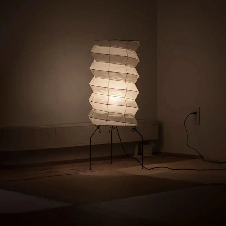 Akari UF2-31N Floor Lamp 7