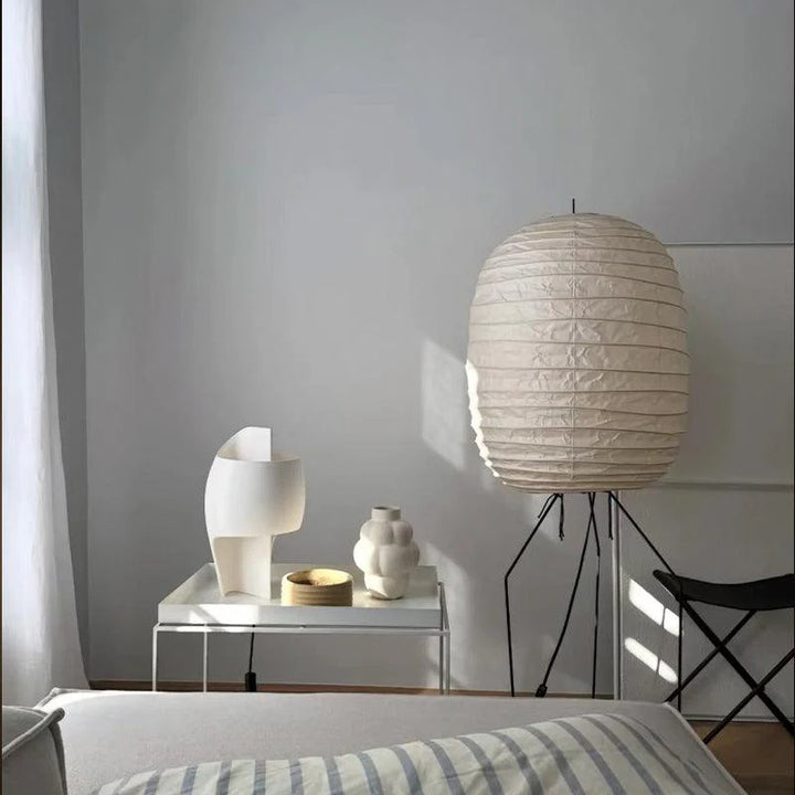 Akari UF3-DL Floor Lamp 3