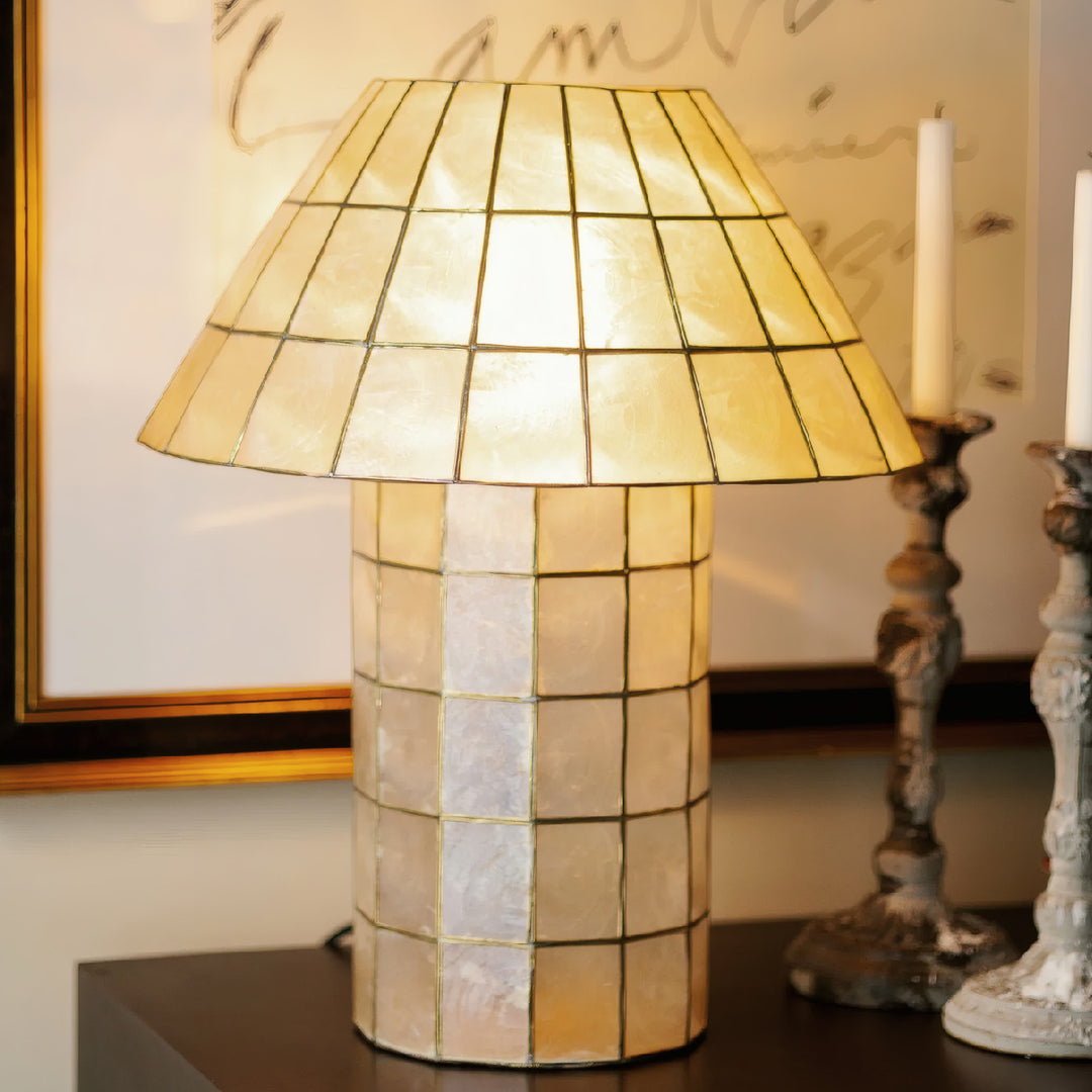 Aornelia Shell Table Lamp 8