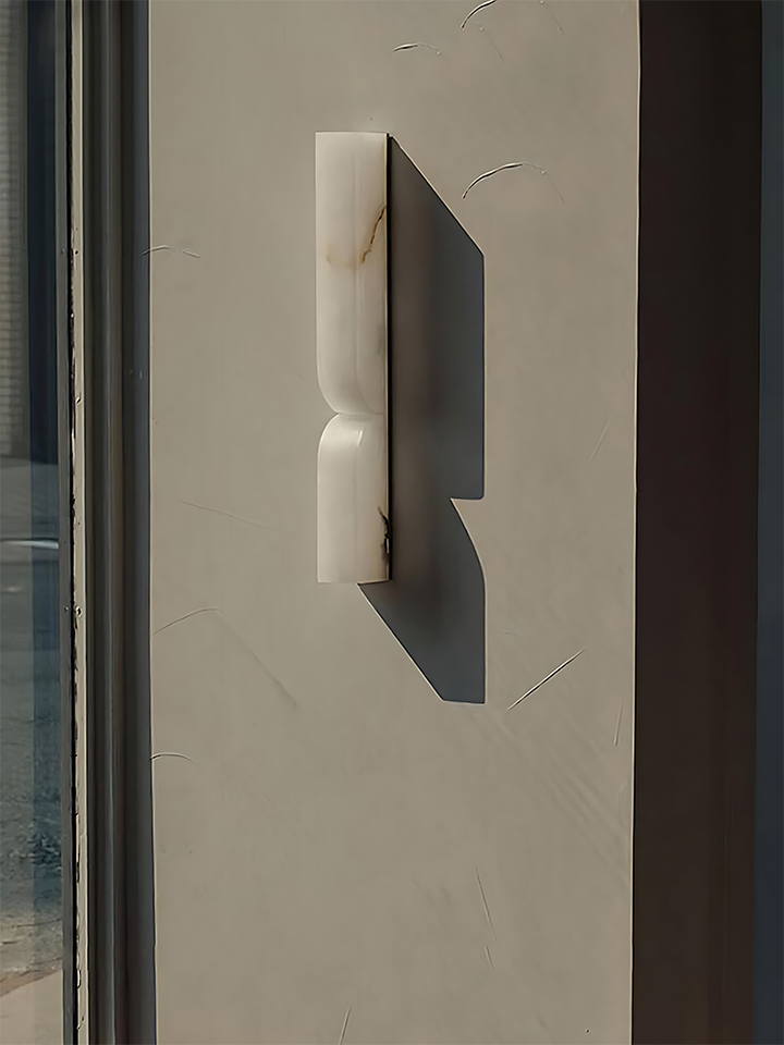 Bogenförmige Wandleuchte aus Alabaster