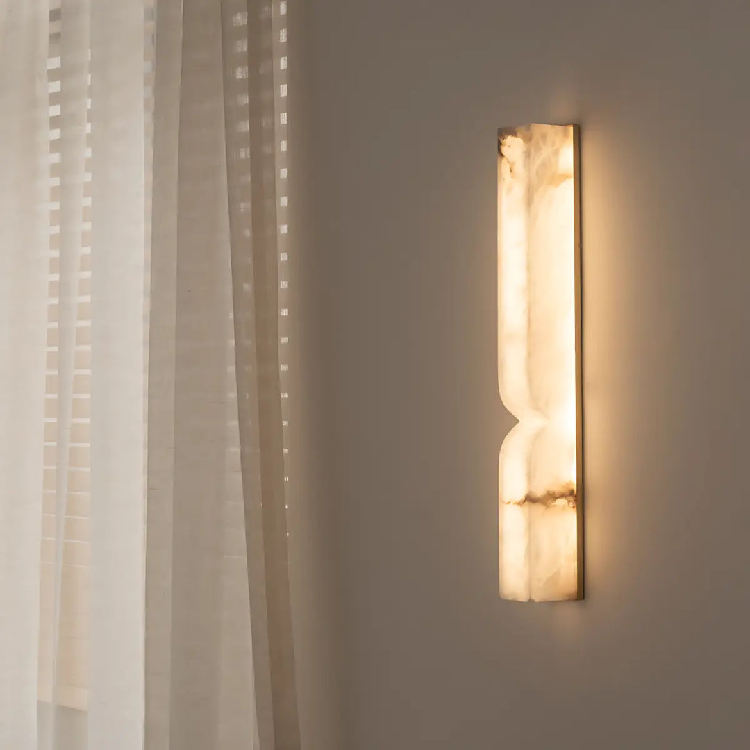 Bogenförmige Wandleuchte aus Alabaster