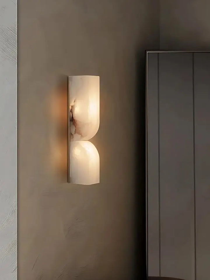 Bogenförmige Wandleuchte aus Alabaster