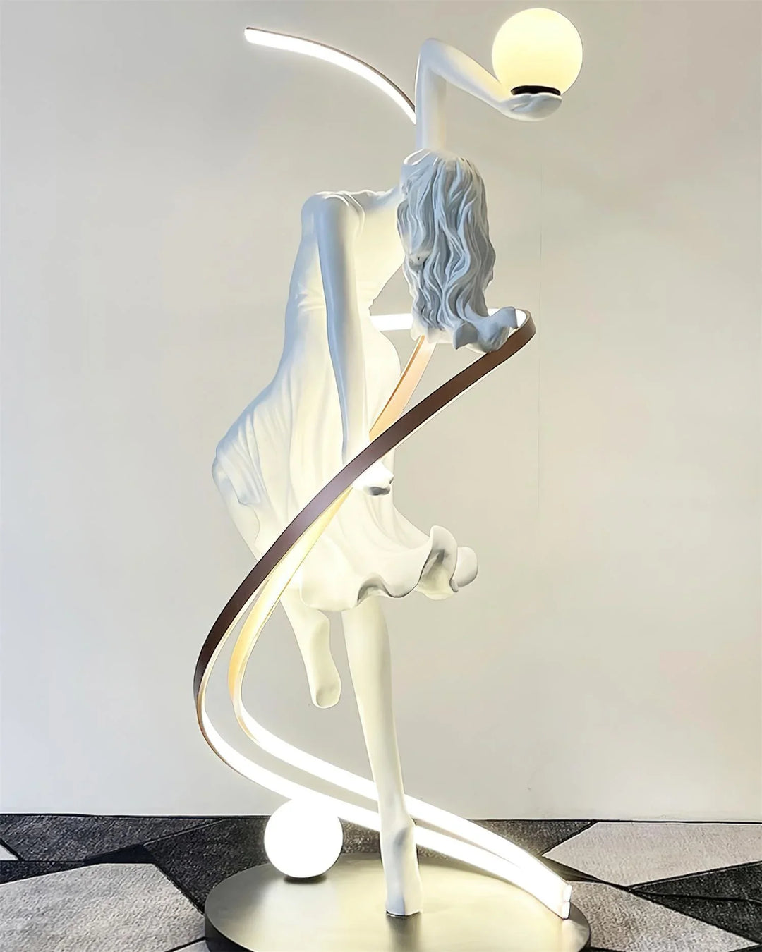 Aura Goddess Sculpture Floor Lamp 8