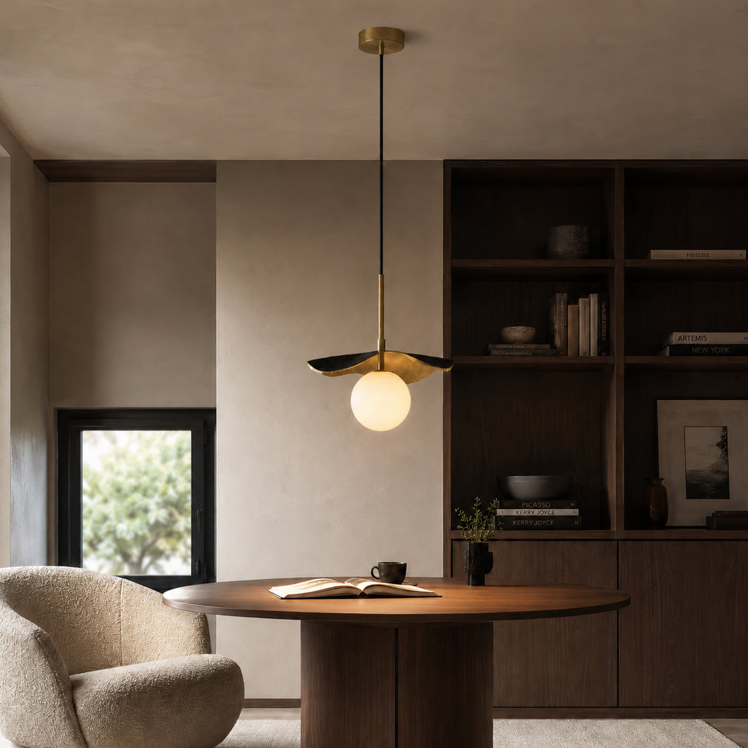 Avelune Leaf Alabaster Pendant Lamp 11