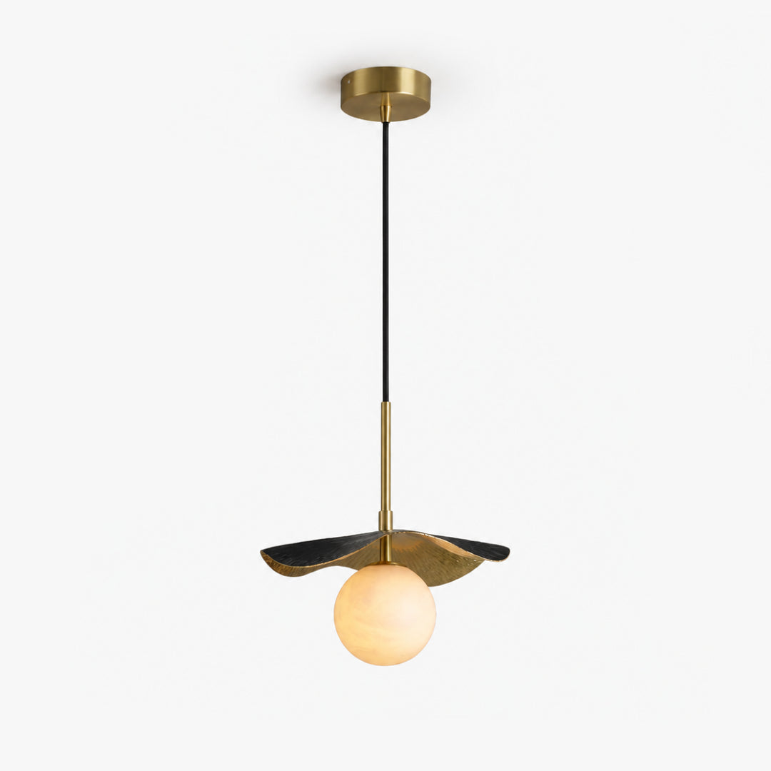 Avelune Leaf Alabaster Pendant Lamp 3