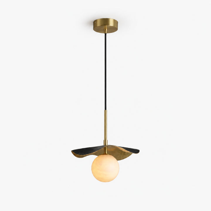 Avelune Leaf Alabaster Pendant Lamp 3