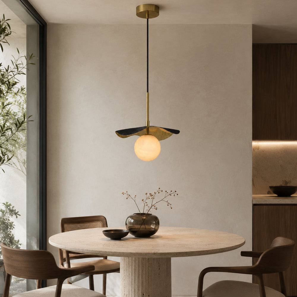 Avelune Leaf Alabaster Pendant Lamp 5