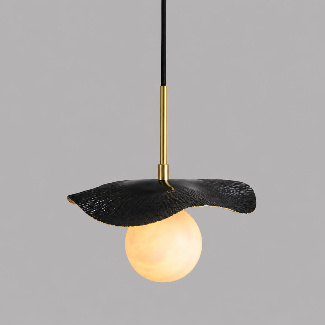 Avelune Leaf Alabaster Pendant Lamp 6