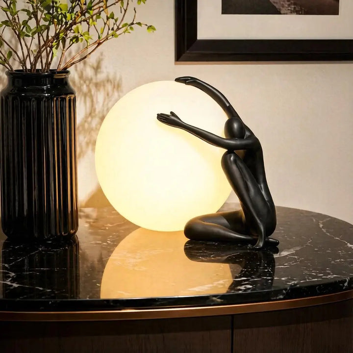 Ball Sculpture Table Lamp 1