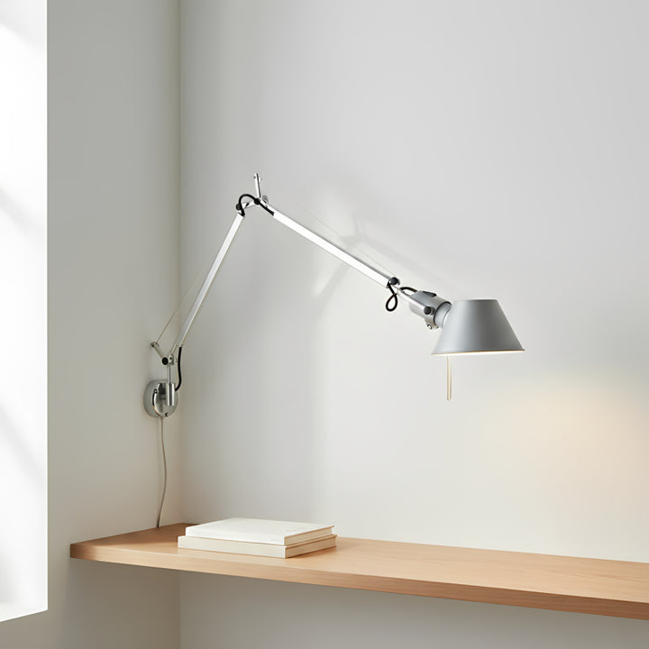 Brady Schwenkarm-Wandleuchte