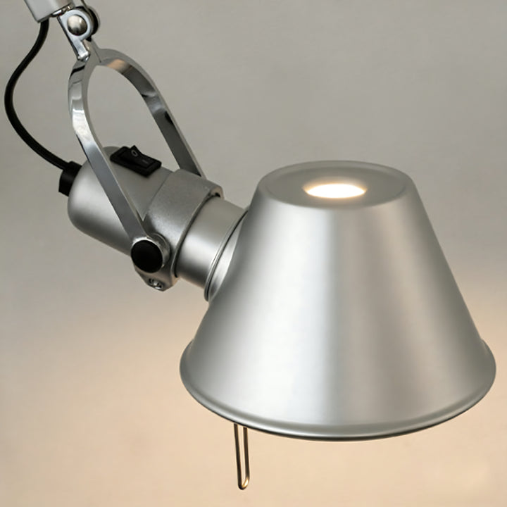 Brady Schwenkarm-Wandleuchte