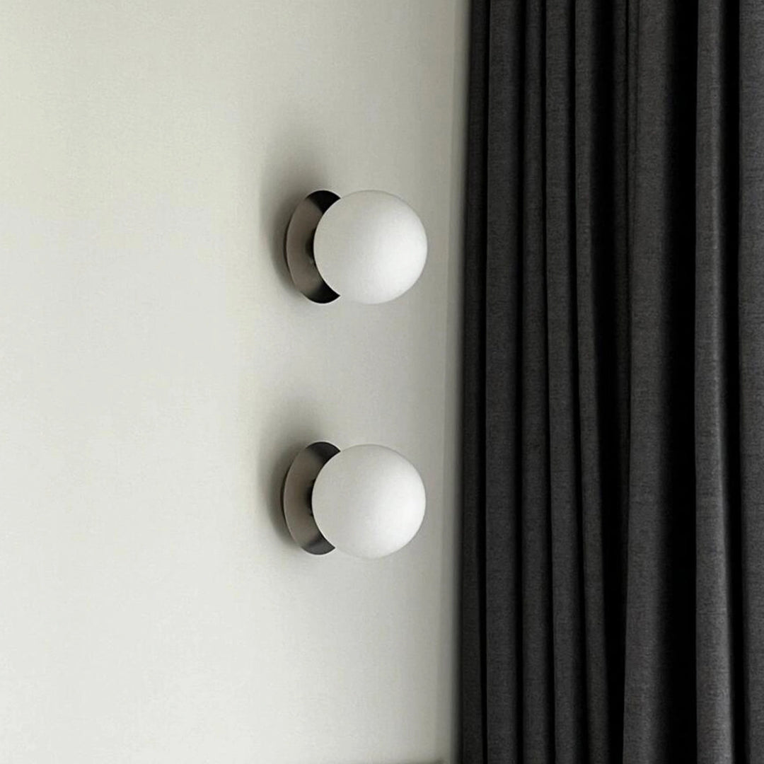 Calis Minimalist Wall Lamp