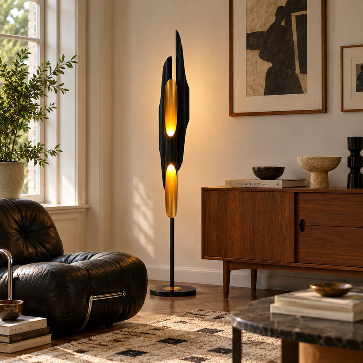 Delyvra Vertical Floor Lamp 2