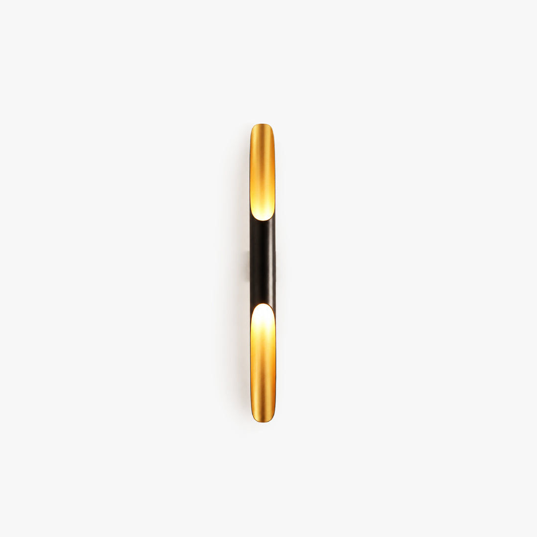 Delyvra Vertical Wall Lamp 2