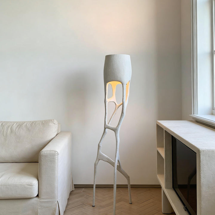 Ebon Aura Sculpture Floor Lamp 2