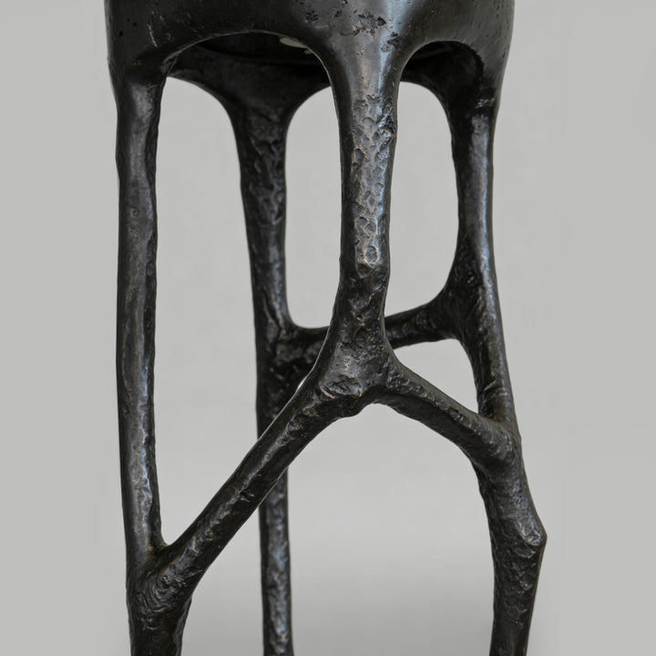 Ebon Aura Sculpture Floor Lamp 5