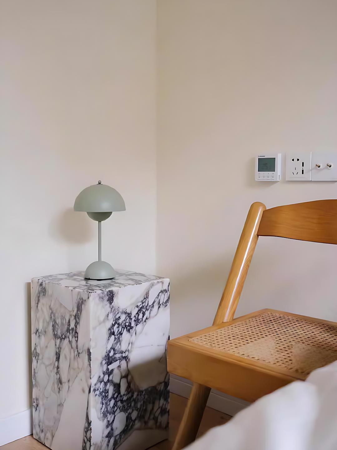 Flowerpot Portable Table Lamp 17