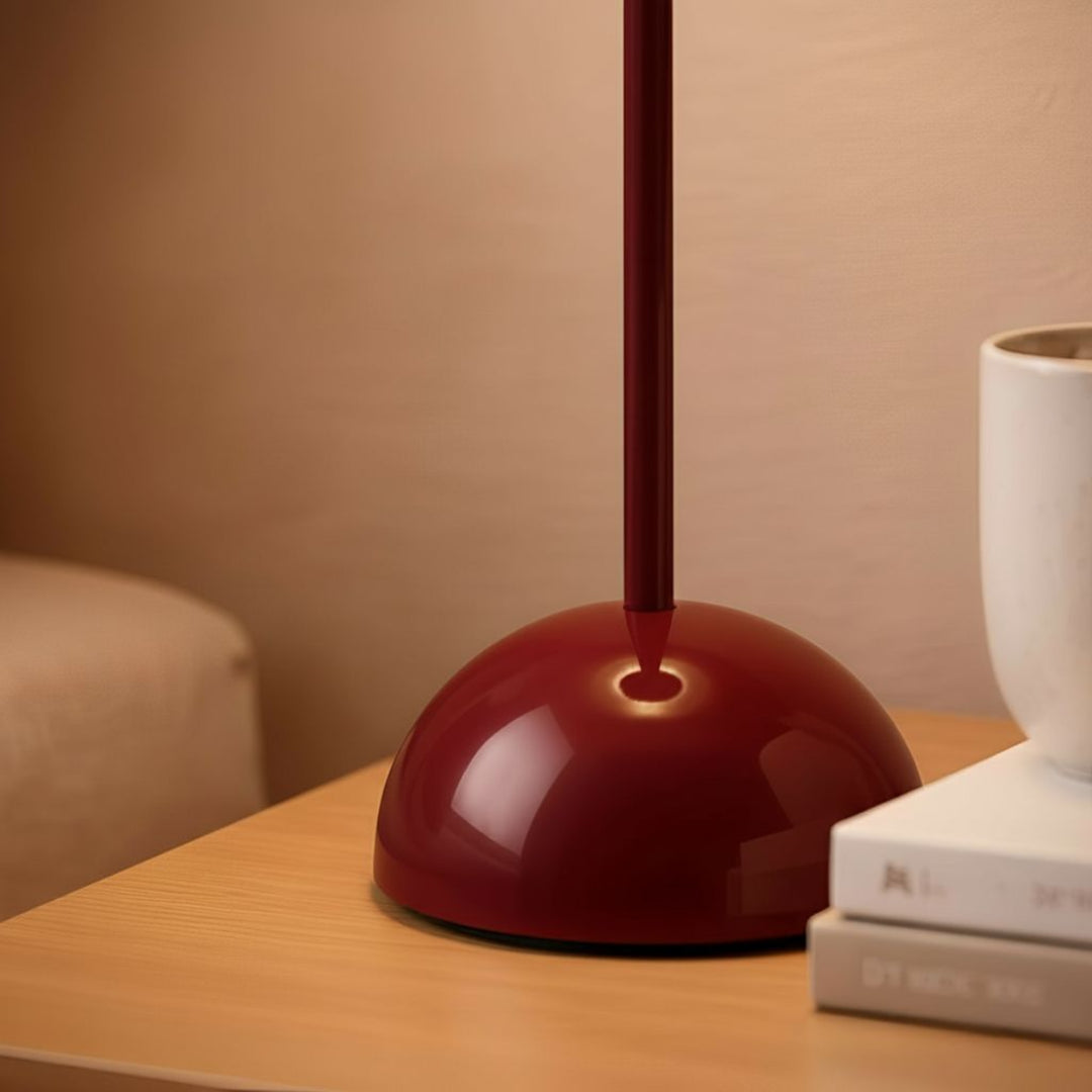 Flowerpot VP3 Table Lamp 23