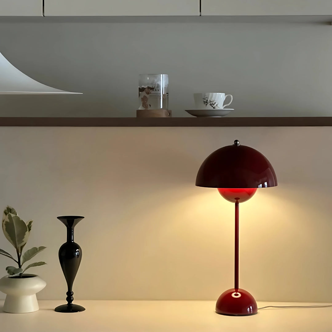 Flowerpot VP3 Table Lamp 39