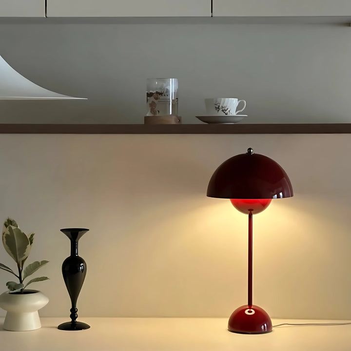 Flowerpot VP3 Table Lamp 39