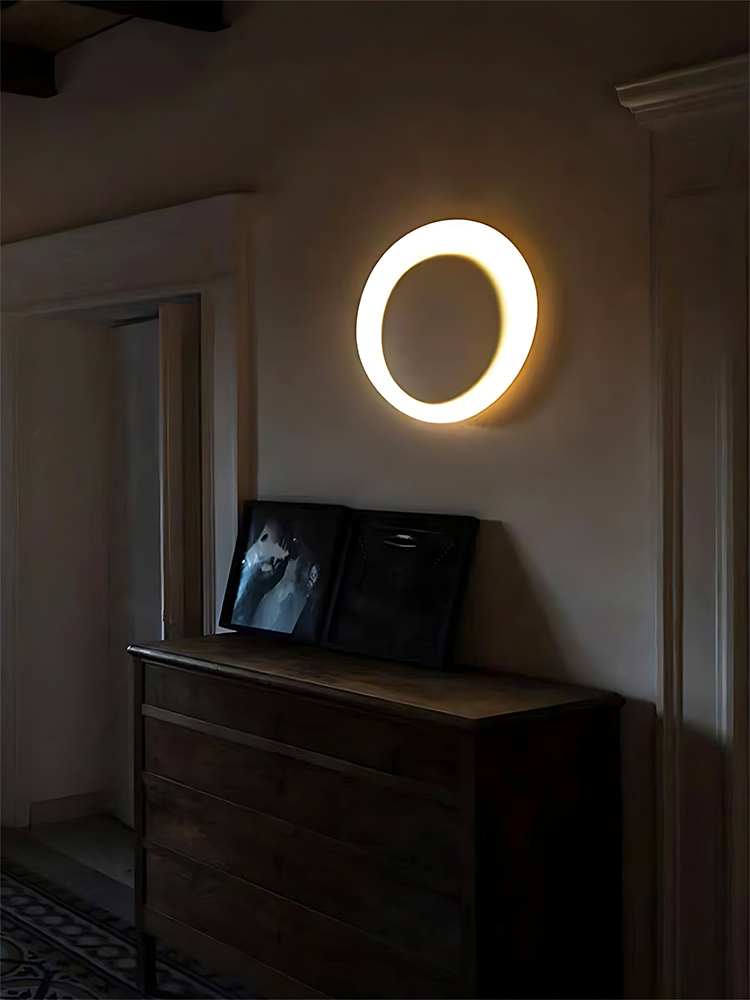 Halation Wall Lamp