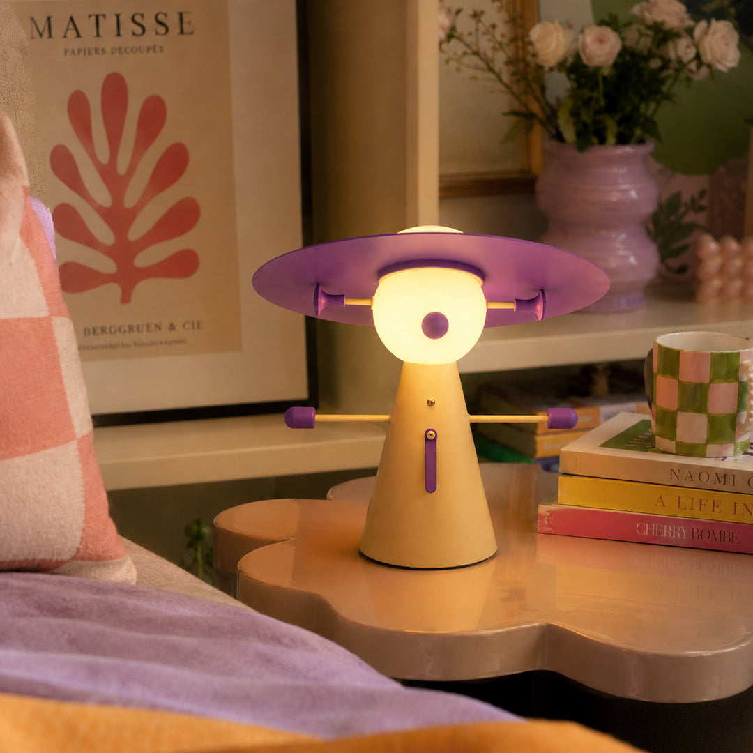 Hat-shaped creative table lamp 4