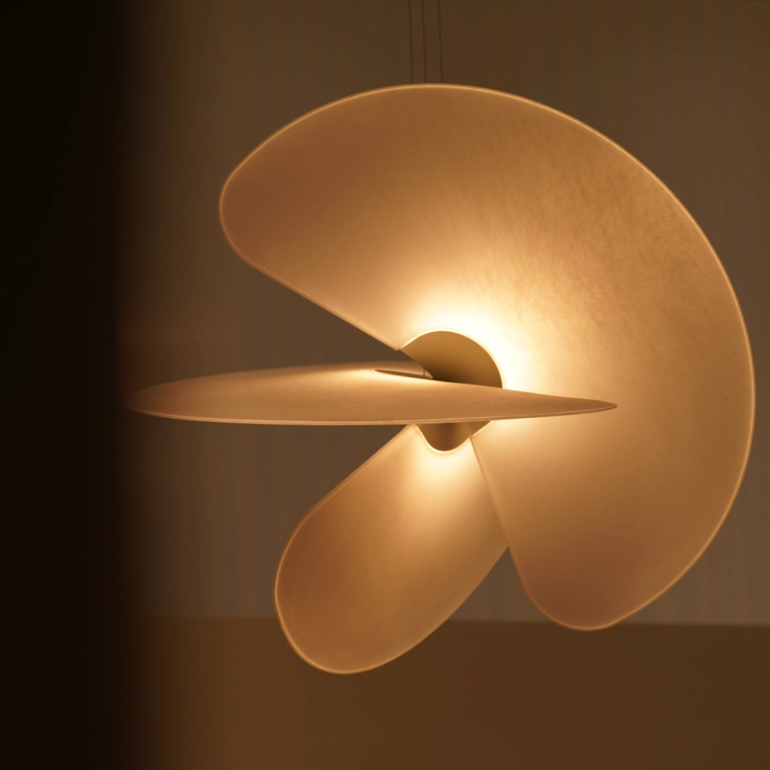 Helix Petal Pendant Light 15