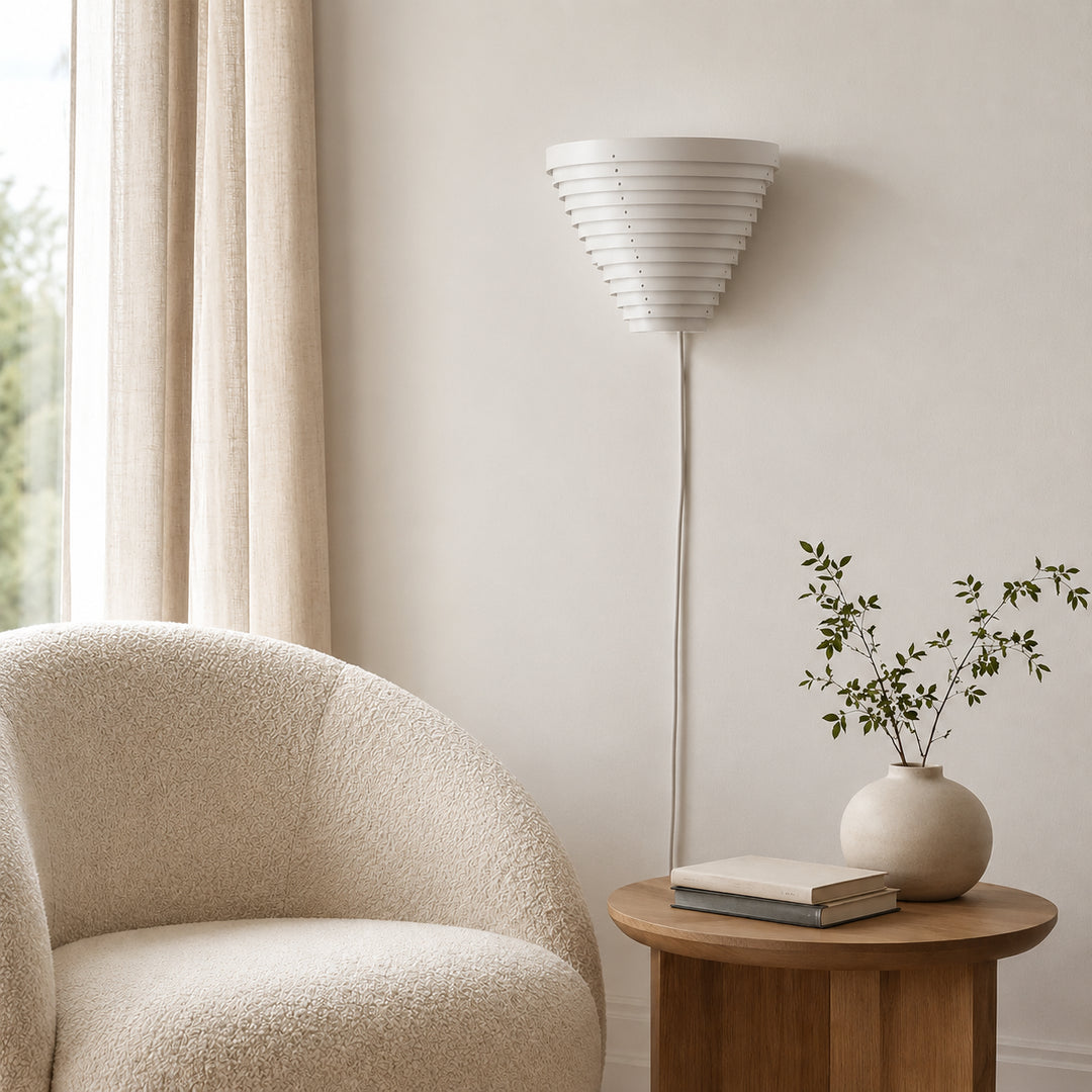 Kovara Louvered Plug-in Wall Light 1