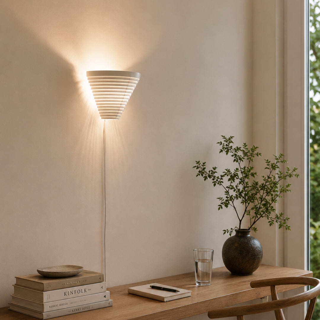Kovara Louvered Plug-in Wall Light 3