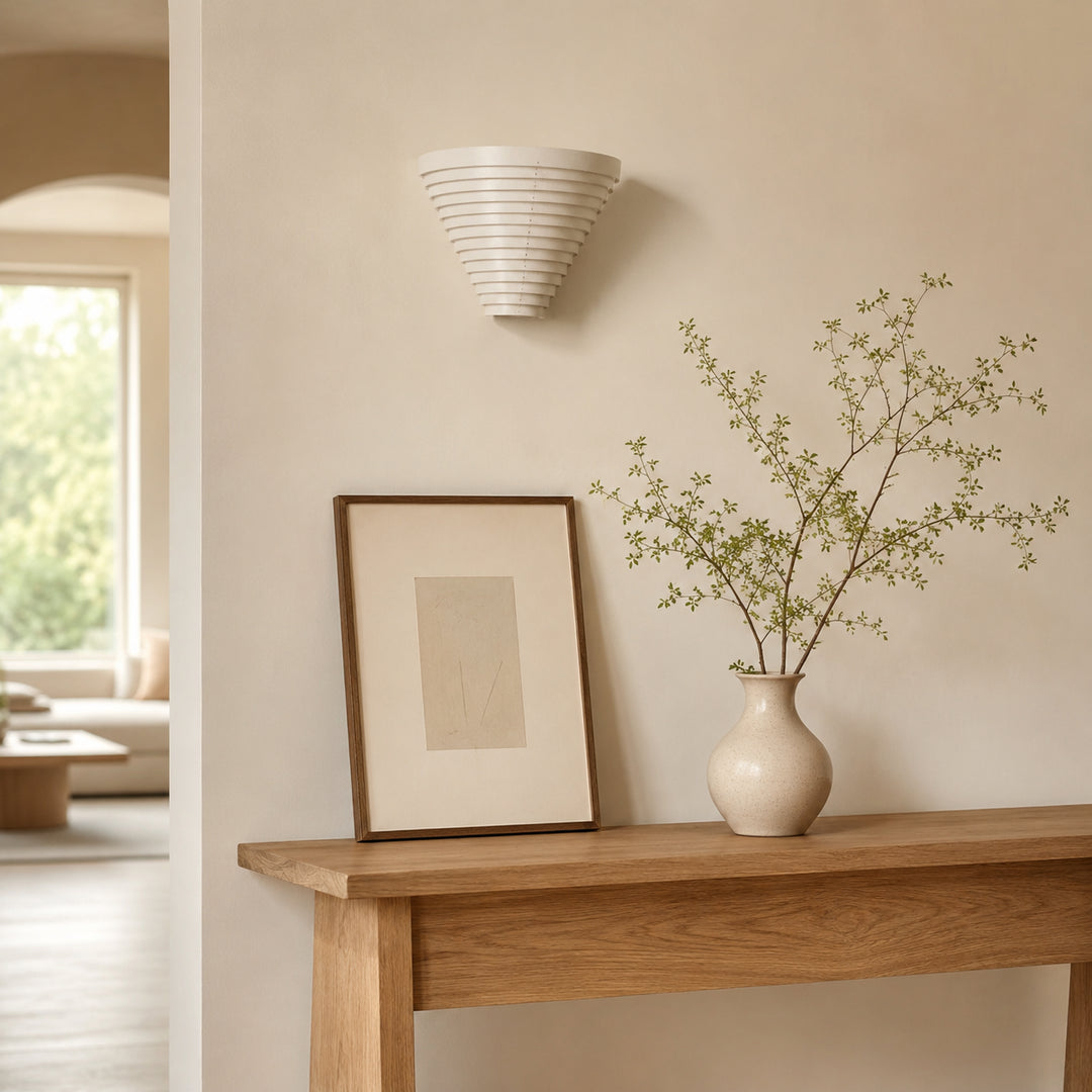 Kovara Louvered Wall Lamp 3