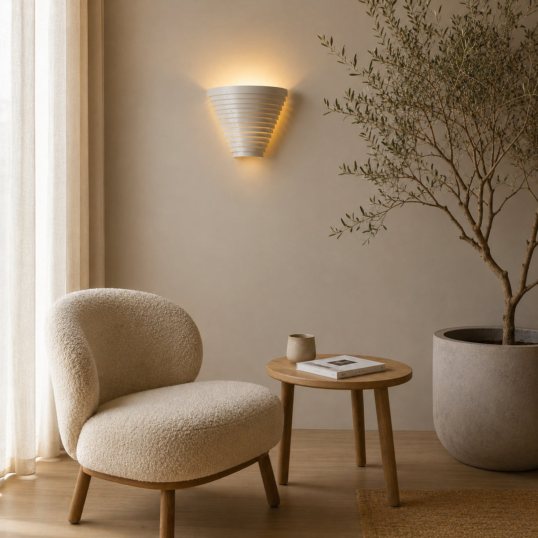 Kovara Louvered Wall Lamp 4