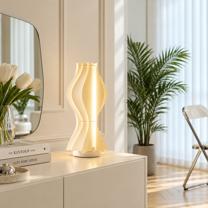Larevia Wave Table Lamp 3