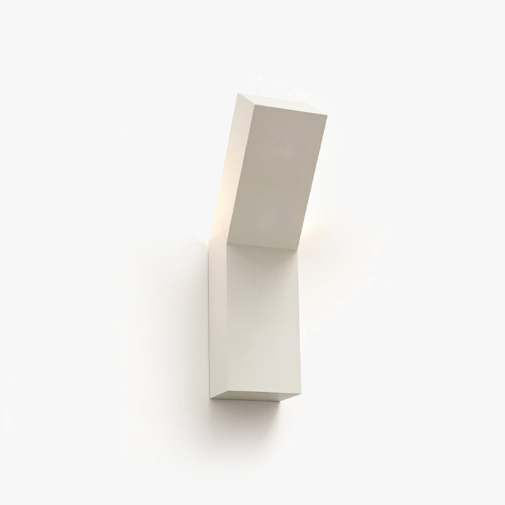 Lufold Plaster Wall Lamp 1