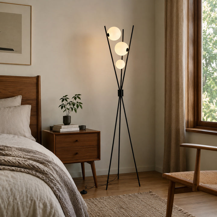 Luna Tripod Floor Lamp 7