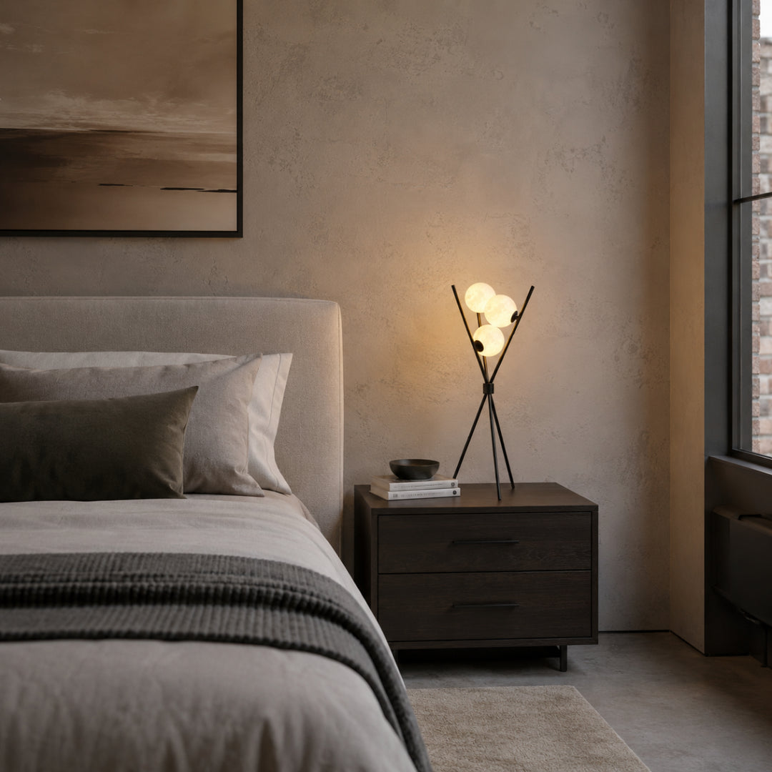 Luna Tripod Table Lamp 3