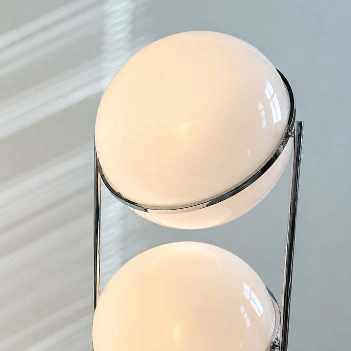 Lunora Three Heads Floor Lamp 9
