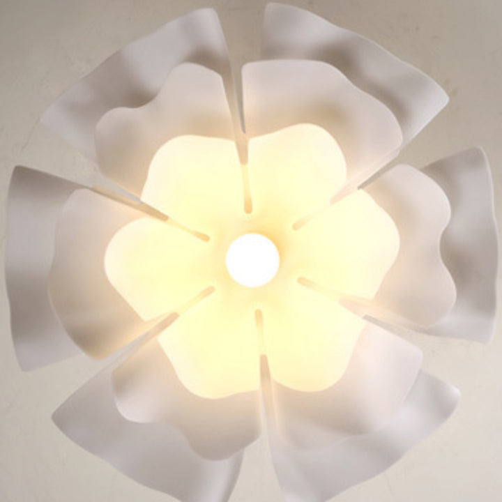 Lyravene Petal Chandelier 1