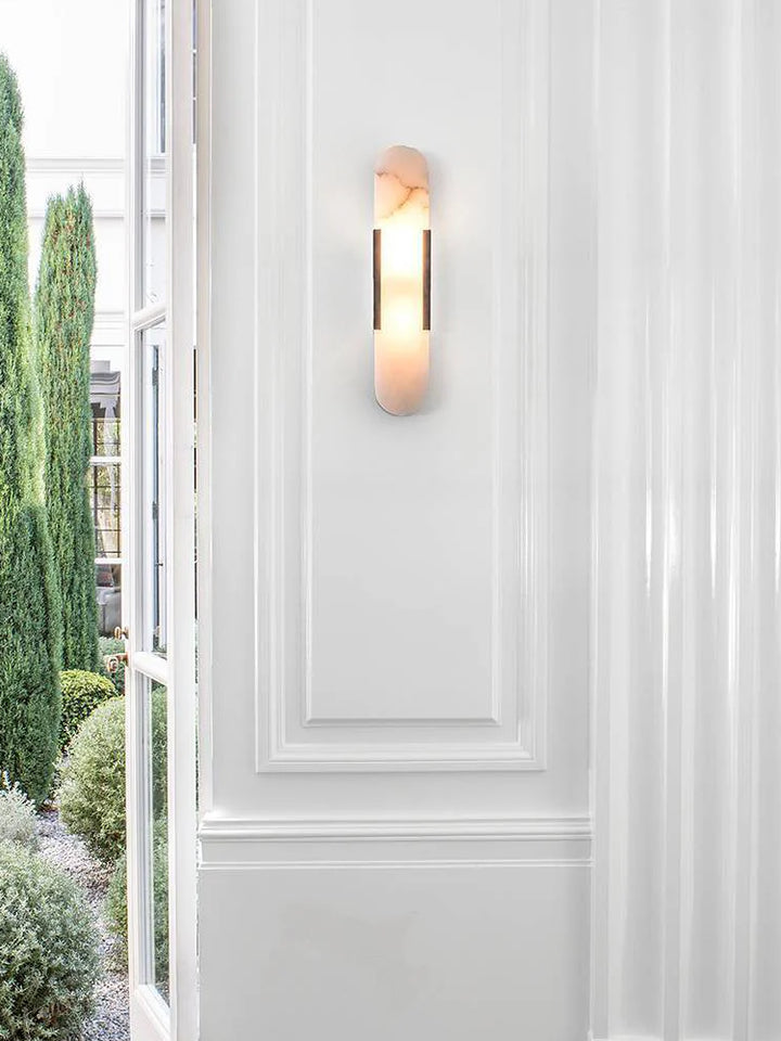Melange längliche Alabaster-Wandleuchte