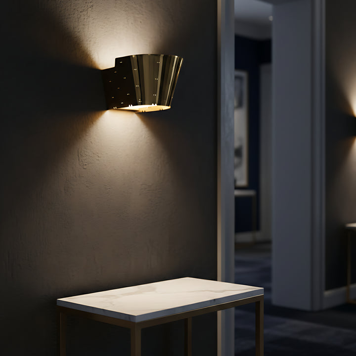 Minimalist Brass Wall Lamp