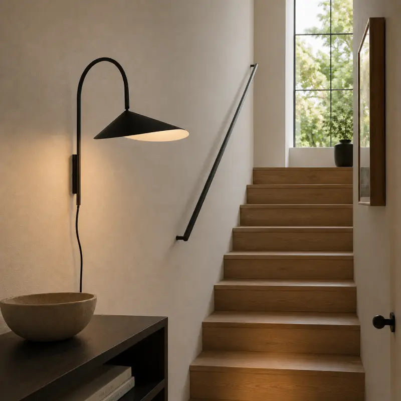 Mora Modern Gooseneck Wall Lamp 1