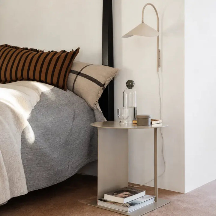 Mora Modern Gooseneck Wall Lamp 3