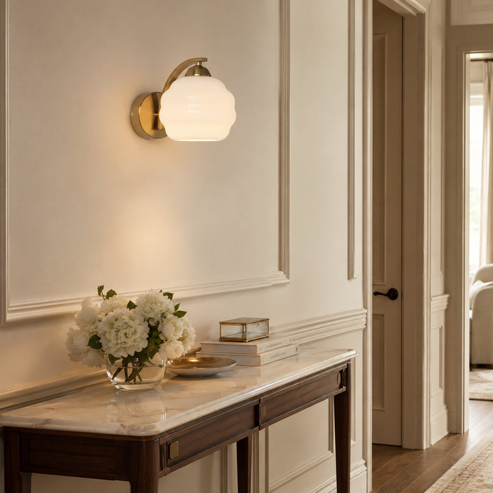 Orivelle Milk Glass Wall Lamp 8