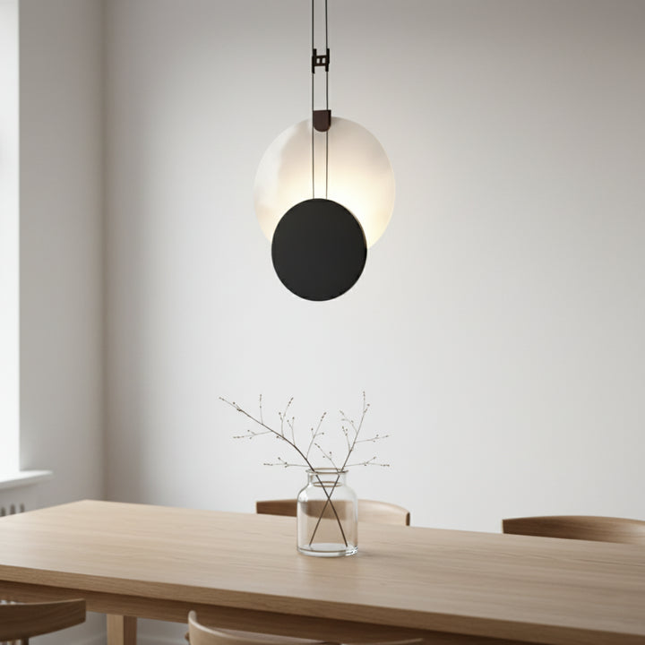 Suspension ronde en albâtre