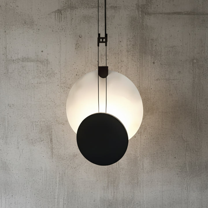 Suspension ronde en albâtre